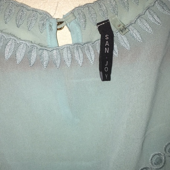 🔥⚡️Aqua 🦋Blue🐬 Slit Open Arm Blouse👚💥✨ - Picture 6 of 6